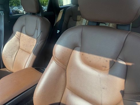 Used 2018 Volvo XC60 T5 Inscription w/ Convenience Package AWD/4WD image 10