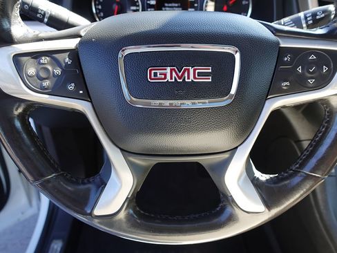 Used 2019 GMC Acadia Denali w/ Technology Package FWD image 50