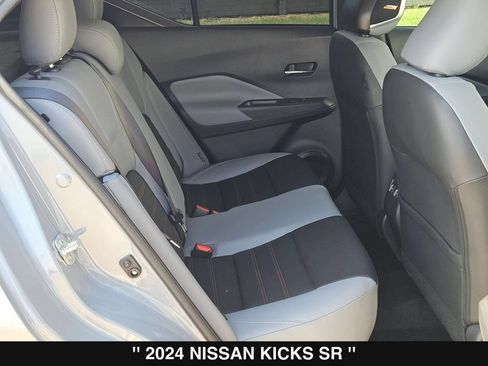 Used 2024 Nissan Kicks SR w/ SR Premium Package FWD image 28