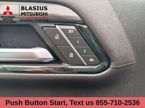 Used 2025 GMC Sierra 2500 AT4 image 25