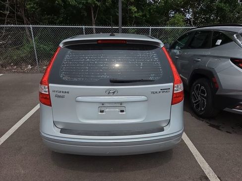 Used 2012 Hyundai Elantra GLS FWD image 4