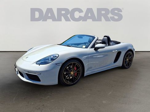 Used 2024 Porsche 718 Boxster S RWD image 3