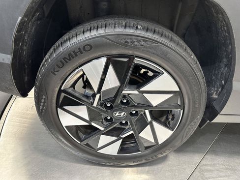 Certified 2024 Hyundai Kona SEL AWD/4WD image 11