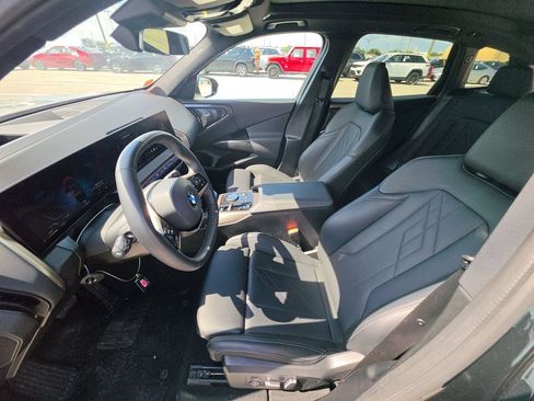 Used 2025 BMW X3 xDrive30i AWD/4WD image 6