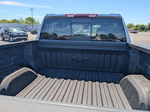 New 2026 Chevrolet Silverado 1500 LT w/ Z71 Off-Road Package AWD/4WD image 10