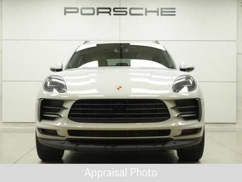 Certified 2019 Porsche Macan AWD/4WD image 11
