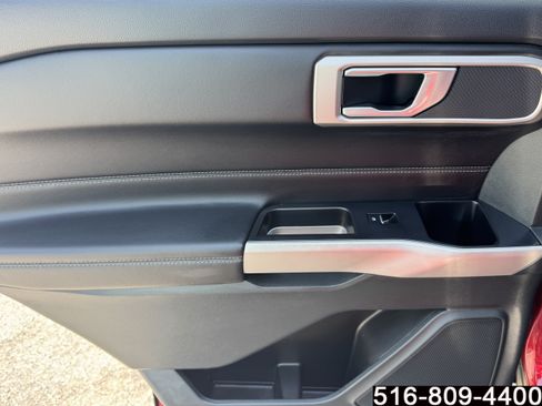 Used 2023 Ford Explorer XLT w/ Equipment Group 202A AWD/4WD image 38