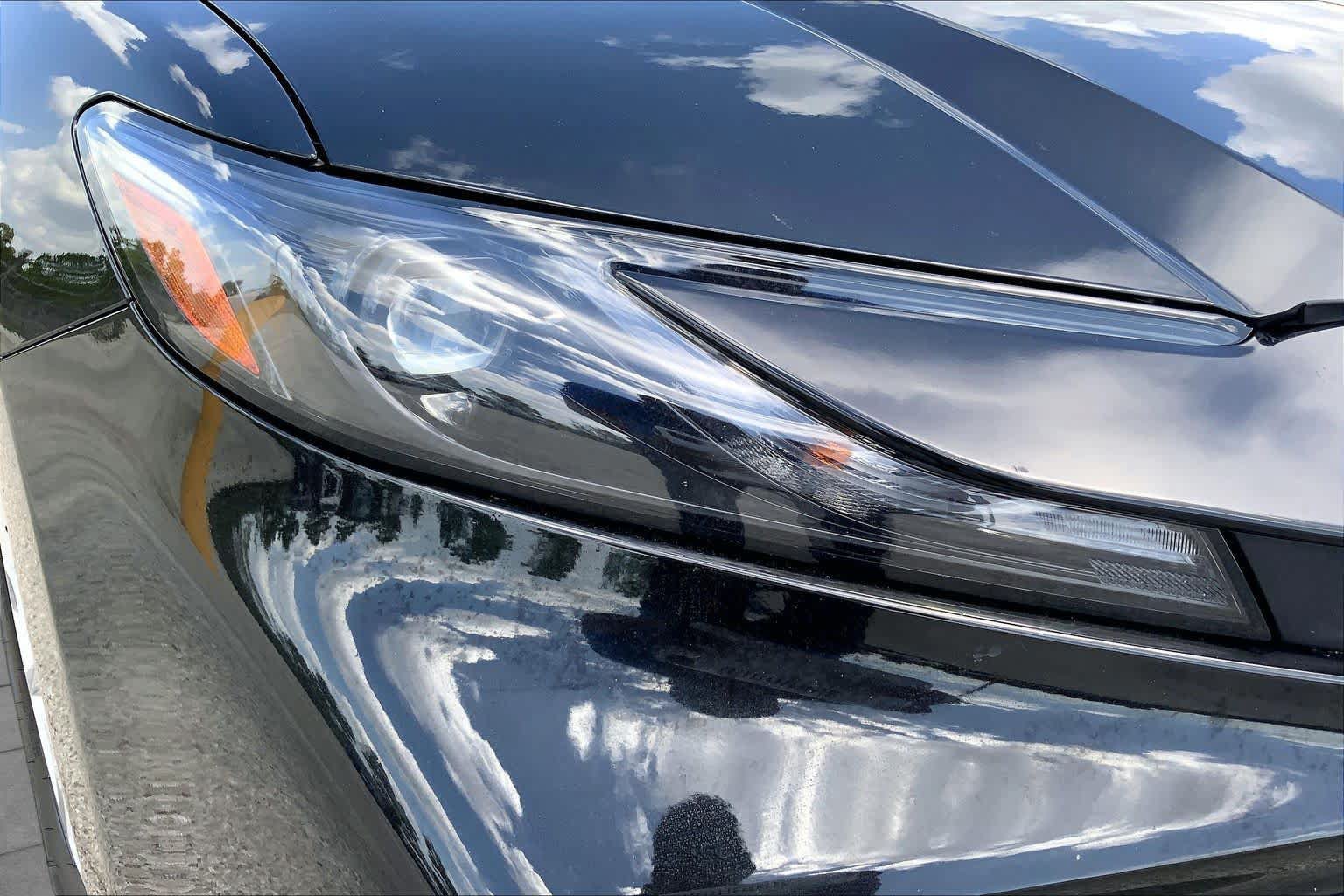 Used 2025 Toyota Camry LE FWD image 27