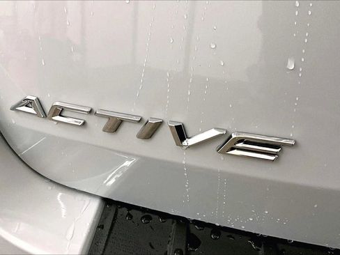 New 2026 Ford Explorer Active w/ Active Comfort Package image 13