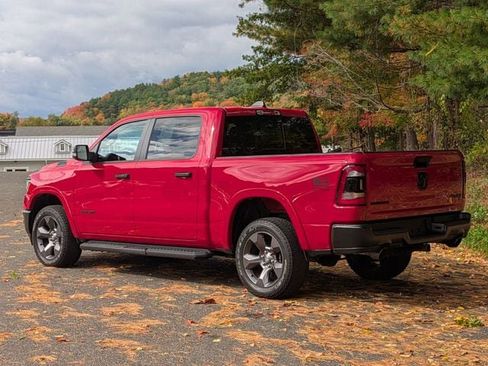 Used 2022 RAM 1500 Big Horn w/ Built-to-serve Edition image 7