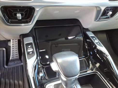 Used 2023 Kia Sorento SX image 15