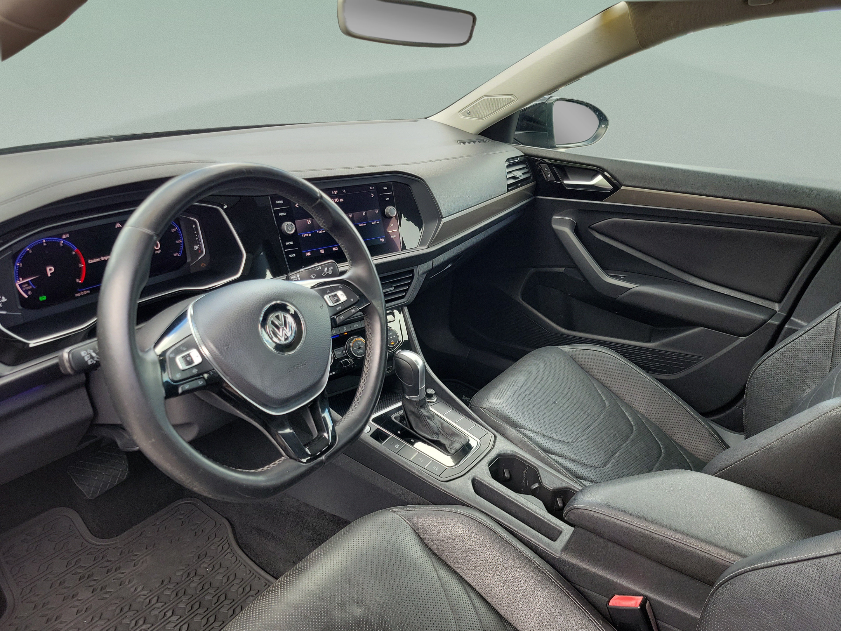 Used 2019 Volkswagen Jetta SEL Premium FWD image 16