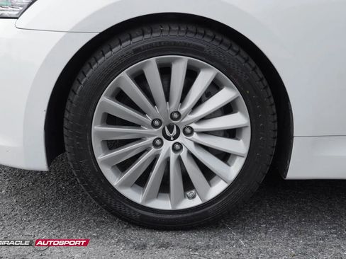 Used 2016 Hyundai Equus Ultimate image 13