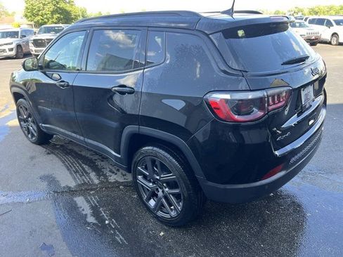 Used 2026 Jeep Compass Limited AWD/4WD image 3