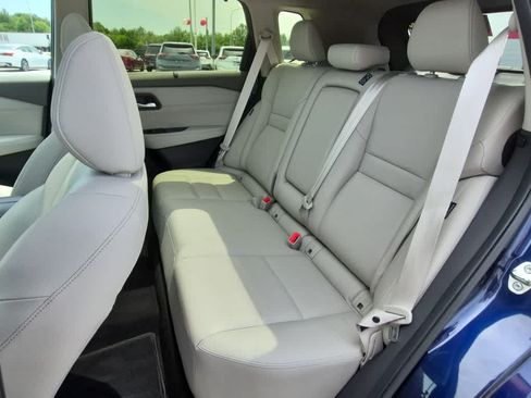 Used 2024 Nissan Rogue SL w/ SL Premium Package AWD/4WD image 7