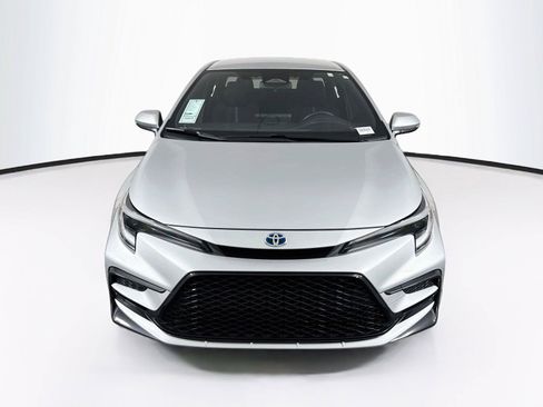 Certified 2024 Toyota Corolla SE FWD image 8