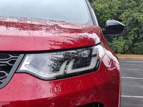 Used 2023 Land Rover Discovery Sport SE R-Dynamic image 24