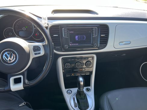 Used 2019 Volkswagen Beetle 2.0T SE w/ SE Premium Package image 27