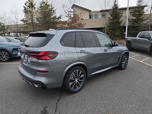 New 2026 BMW X5 xDrive50e w/ M Sport Package AWD/4WD image 3
