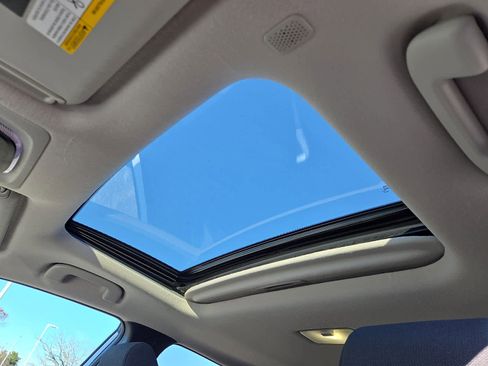 Certified 2022 Toyota Corolla Cross LE image 16