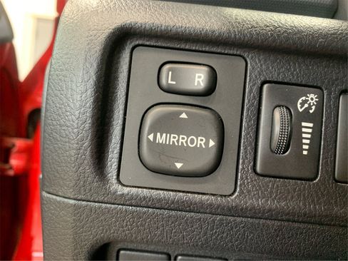 Used 2024 Toyota 4Runner SR5 image 30