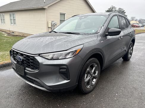 Used 2025 Ford Escape ST-Line image 7
