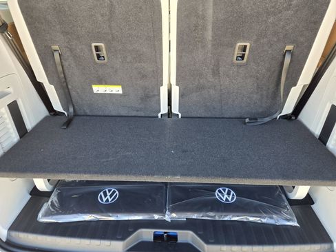 New 2025 Volkswagen ID. Buzz 1st Edition image 26