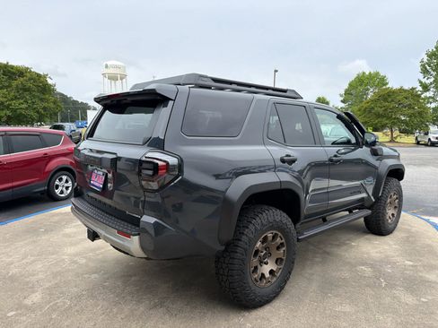 Used 2025 Toyota 4Runner Trailhunter AWD/4WD image 5