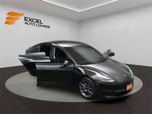 Used 2022 Tesla Model 3 Long Range image 47