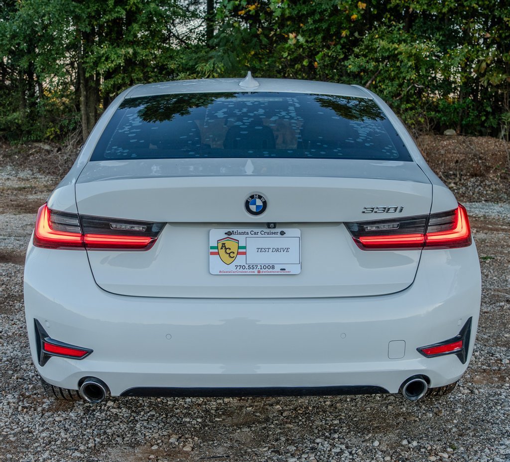 Used 2019 BMW 330i Sedan w/ Convenience Package RWD image 4