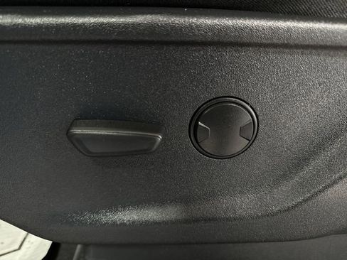 Used 2024 Ford F150 XLT AWD/4WD image 25