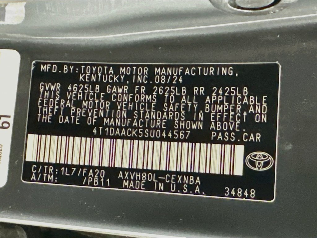 Used 2025 Toyota Camry LE w/ Convenience Package FWD image 42
