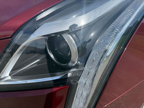 Used 2018 Cadillac XT5 Luxury w/ Driver Awareness Package AWD/4WD image 9