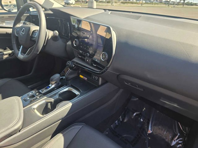 Used 2026 Lexus NX 350h AWD w/ Accessory Package (2T) image 11