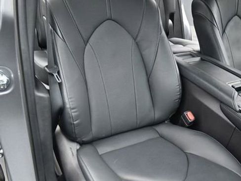 Used 2025 Toyota Grand Highlander FWD image 15