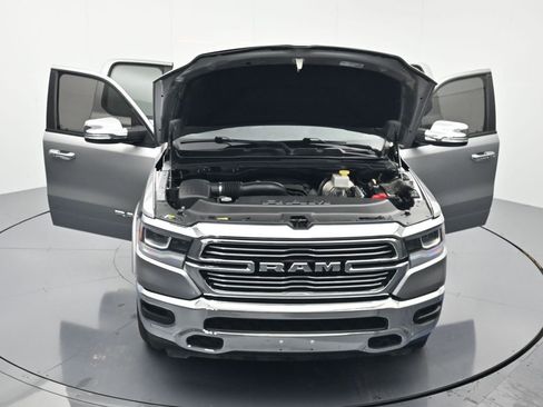 Used 2019 RAM 1500 Laramie AWD/4WD image 43