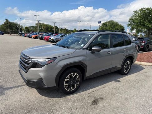 Used 2025 Subaru Forester Premium w/ Convenience Package #1 AWD/4WD image 12