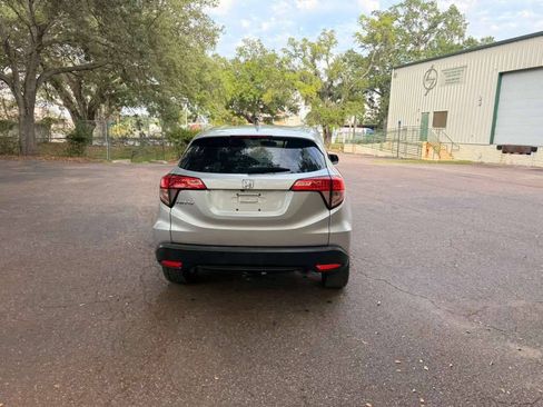 Used 2016 Honda HR-V LX image 6