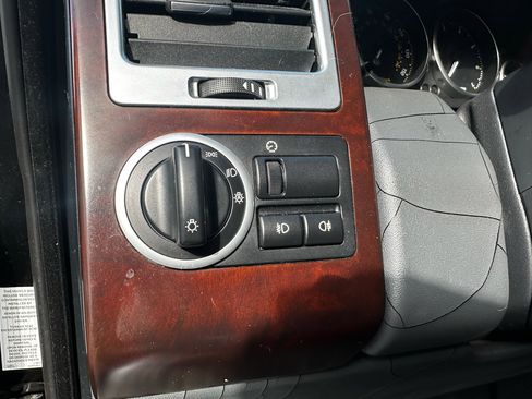 Used 2007 Land Rover Range Rover HSE image 19