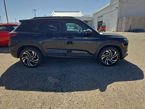 Used 2024 Chevrolet TrailBlazer RS FWD image 7