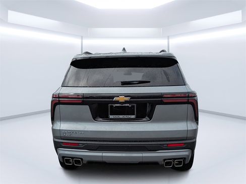 New 2026 Chevrolet Traverse LT w/ Driver Confidence Package image 5