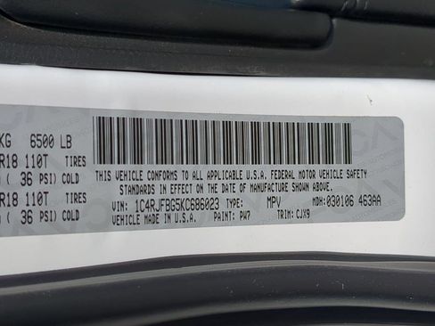 Used 2019 Jeep Grand Cherokee Limited AWD/4WD image 33