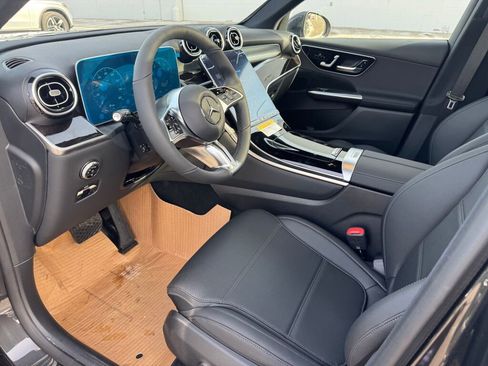 New 2026 Mercedes-Benz GLC 300 4MATIC image 9