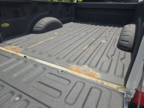 Used 2019 Ford F250 XL w/ STX Appearance Package AWD/4WD image 16