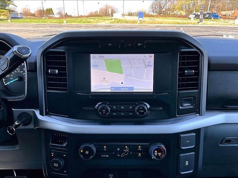 Used 2022 Ford F150 XLT image 16