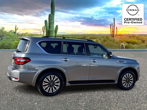Certified 2024 Nissan Armada SL w/ Midnight Edition Package image 8