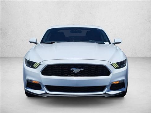 Used 2016 Ford Mustang Coupe RWD image 2