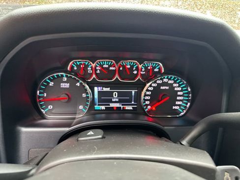 Used 2018 Chevrolet Silverado 1500 LT w/ All Star Edition image 13