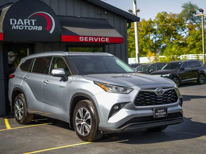 Used 2020 Toyota Highlander XLE