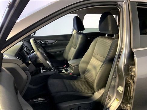 Used 2019 Nissan Rogue SV AWD/4WD image 5